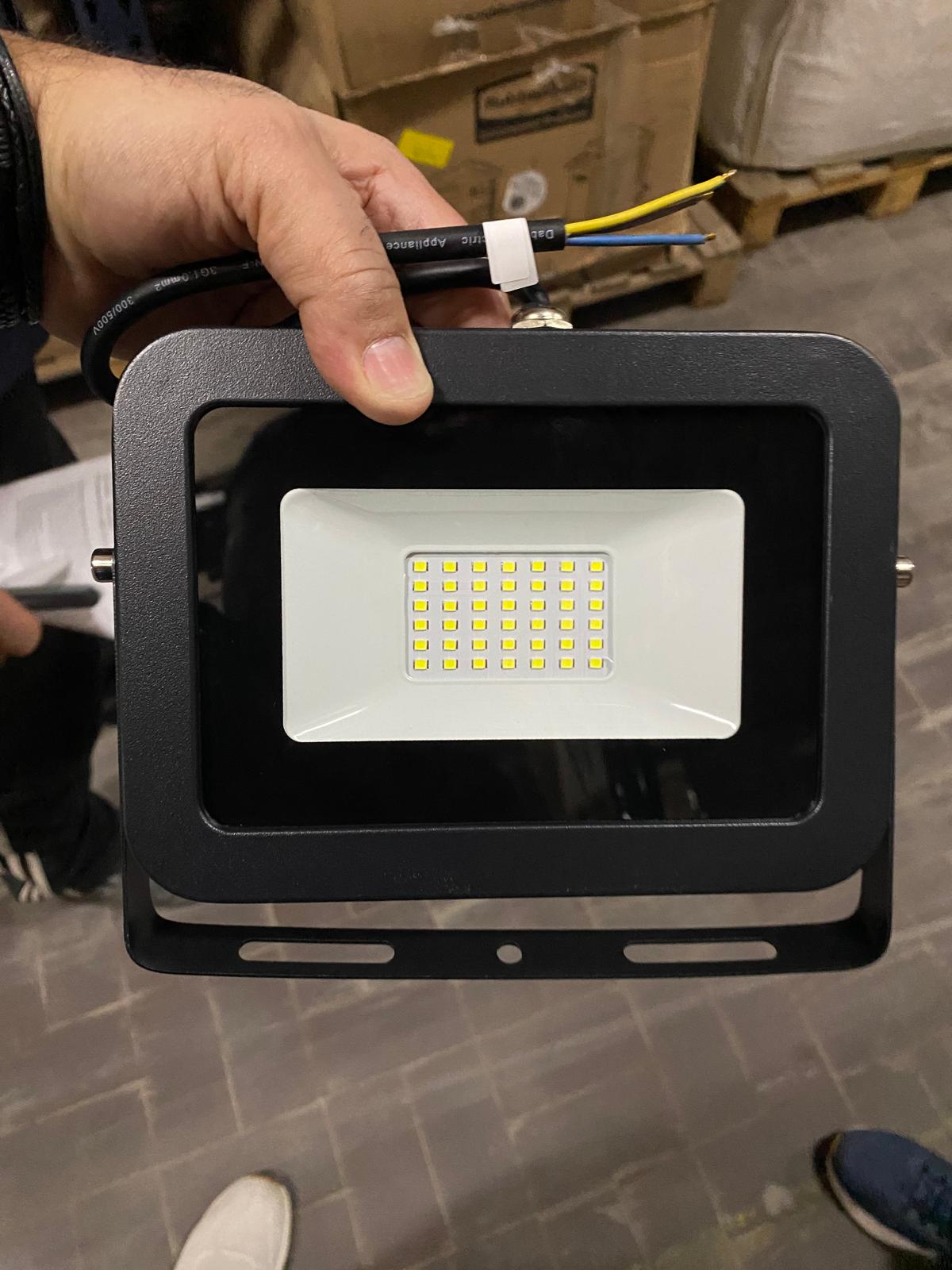 LED lampor   Ref.2533